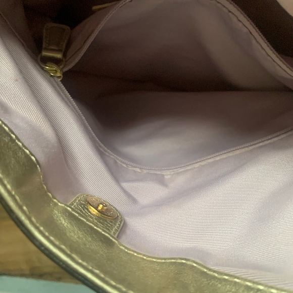 Coach Bag multiple pockets - Picture 13 of 13